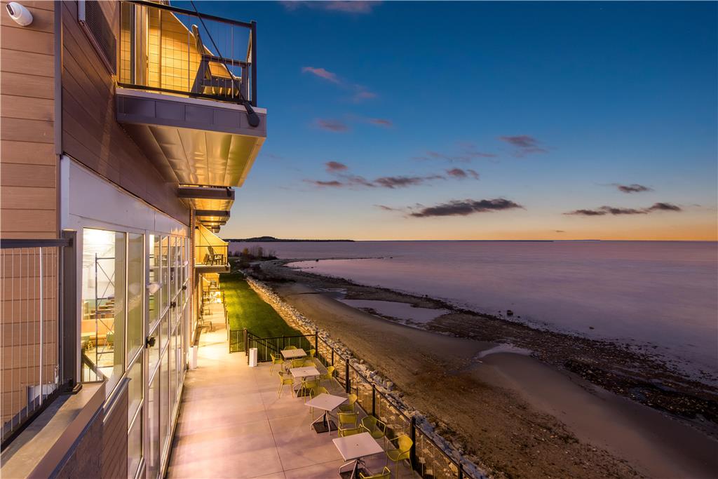 Hampton Inn St Ignace Lakefront Mackinac — photo 1