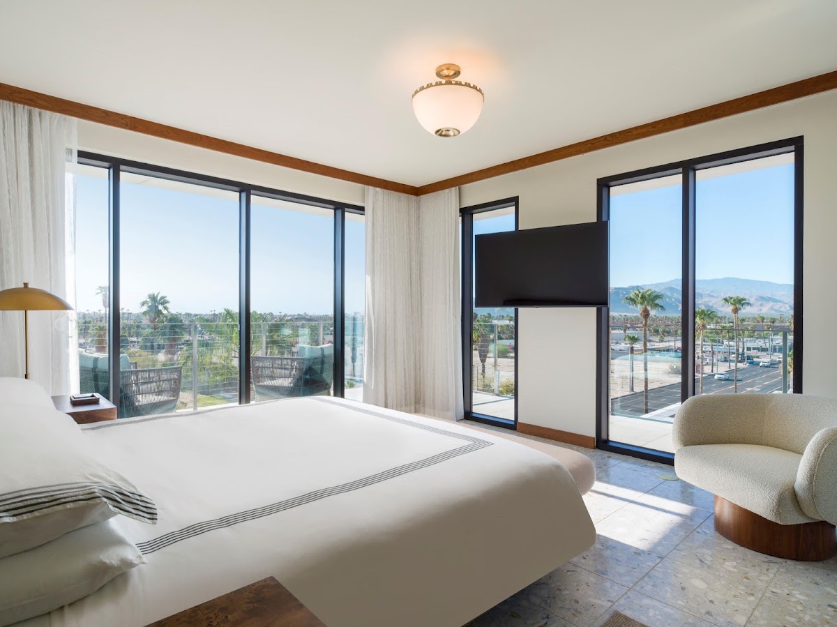 Thompson Palm Springs, by Hyatt — photo 3