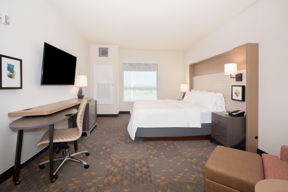 Holiday Inn Glendale - Stadium & Ent Dist by IHG — photo 3