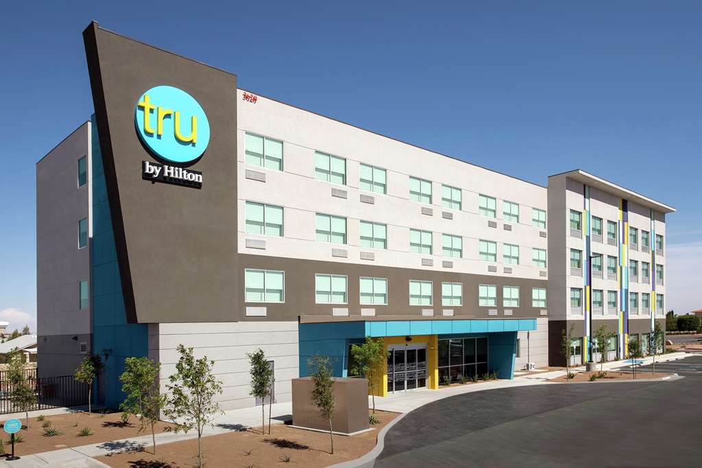Tru By Hilton El Paso East Loop 375 — photo 1