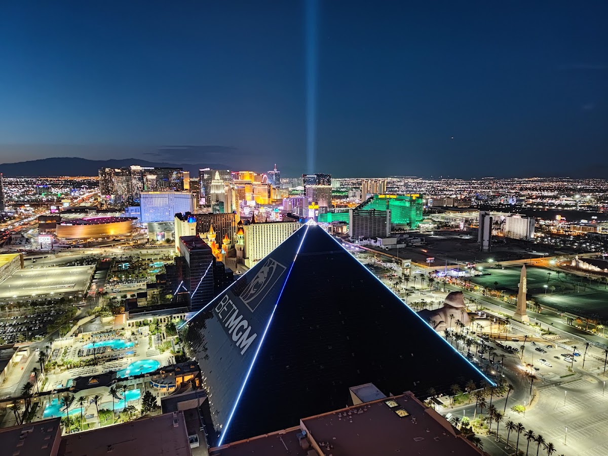 W Las Vegas — photo 3