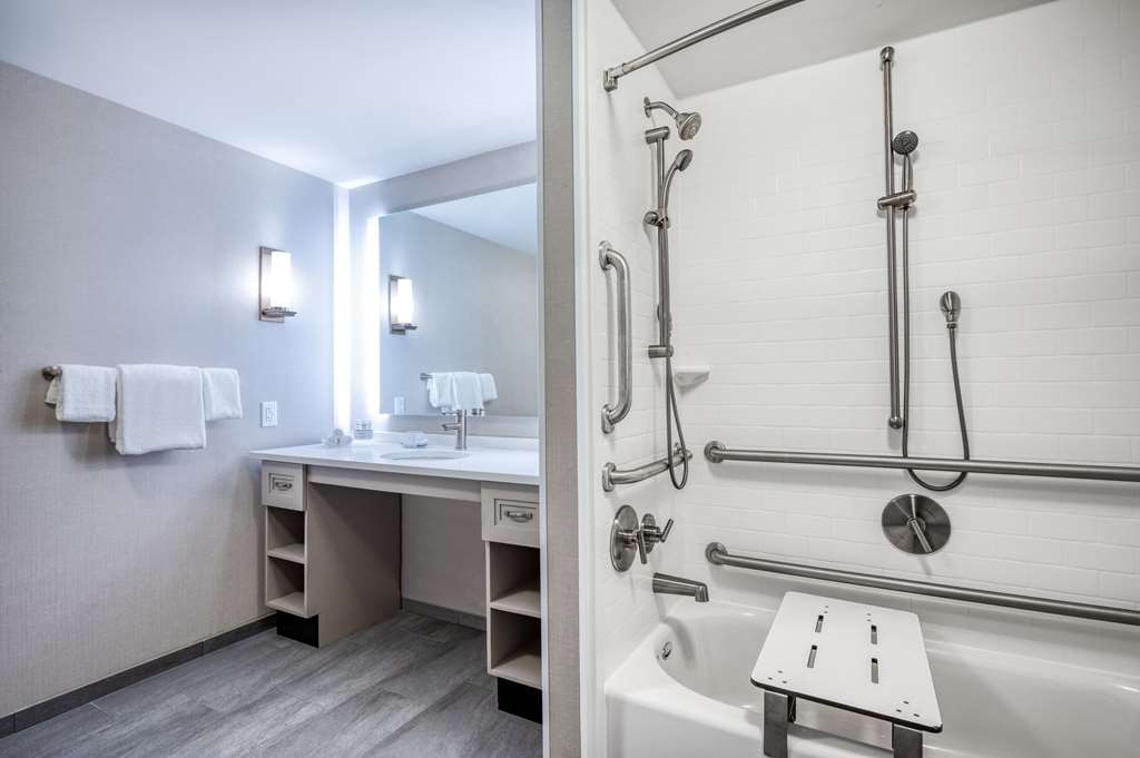 Homewood Suites by Hilton Worcester — photo 5