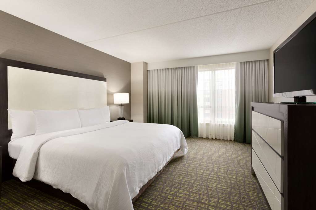 Embassy Suites by Hilton Newark Wilmington South — photo 3