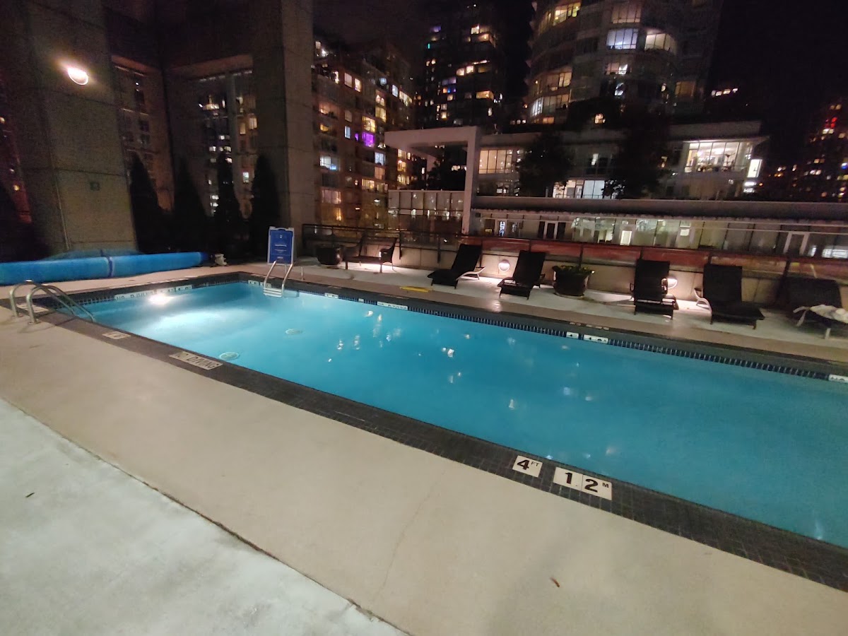 L'Hermitage Vancouver — photo 4