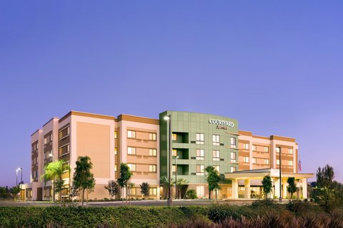 Courtyard by Marriott San Diego Oceanside