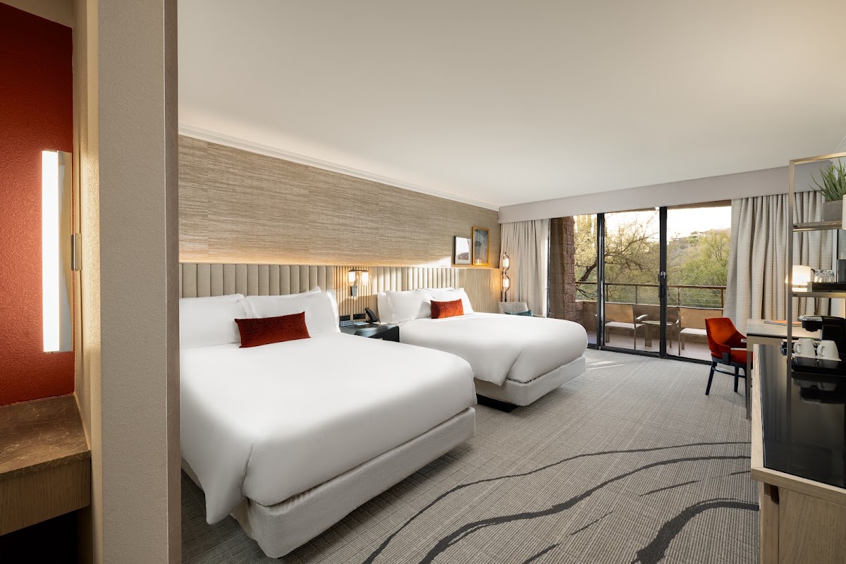 Loews Ventana Canyon Resort — photo 3