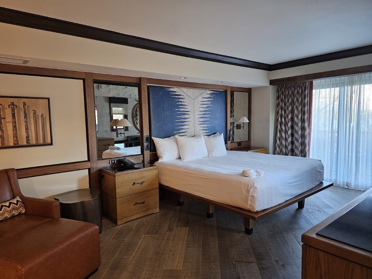 Copper Creek Villas & Cabins at Disney's Wilderness Lodge — photo 3