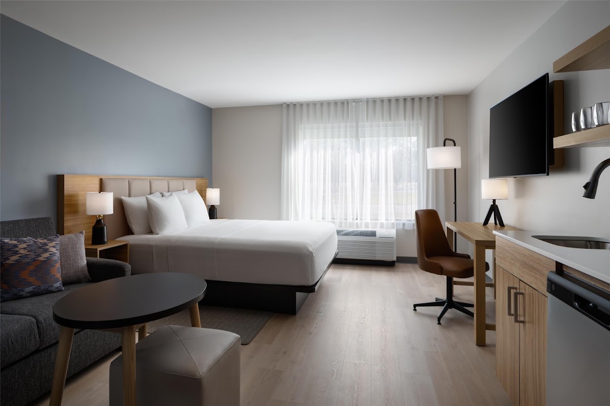Hyatt Studios Mobile / Tillmans Corner — photo 3