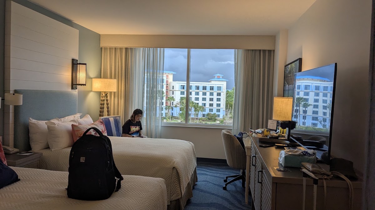 Loews Sapphire Falls Resort at Universal Orlando — photo 3