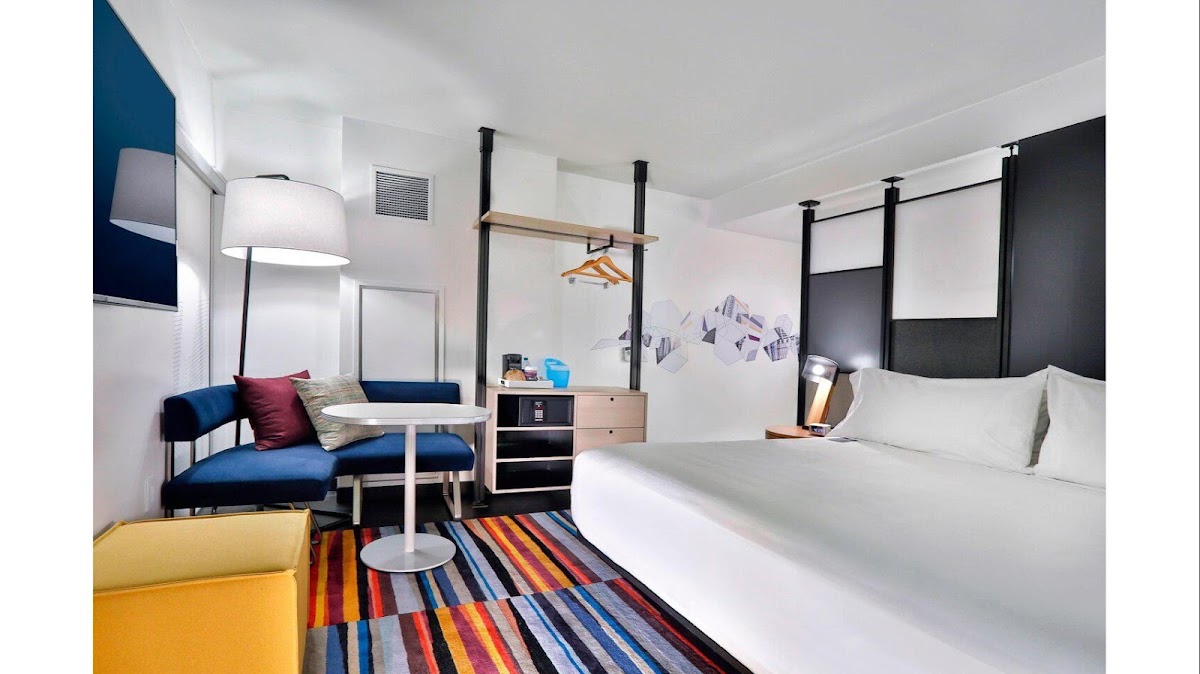 Aloft by Marriott Savannah Downtown Historic District — photo 1