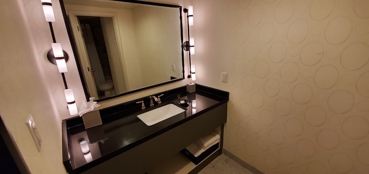 Melrose Georgetown Hotel — photo 4