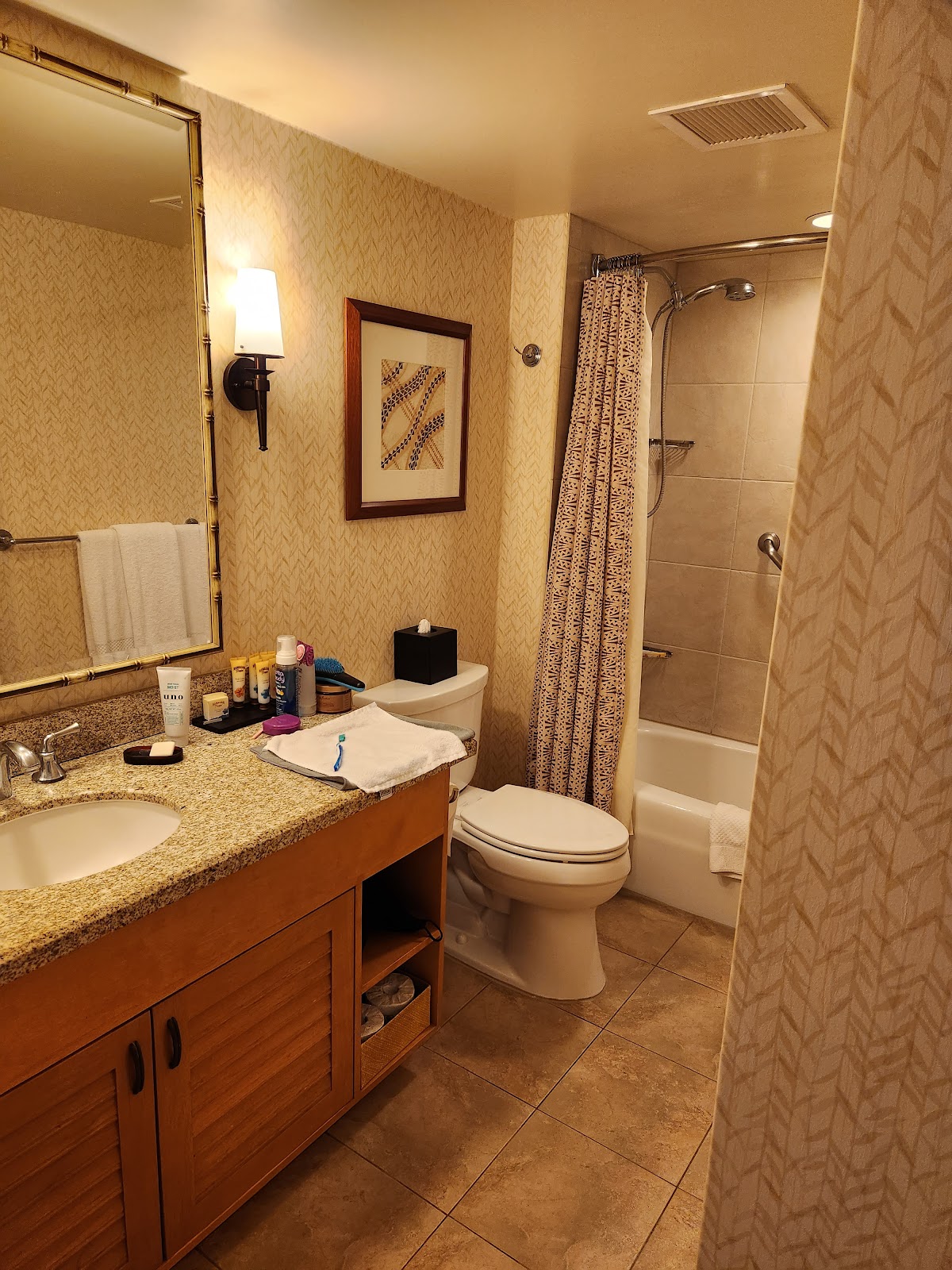 Hyatt Regency Waikiki Beach Resort and Spa — photo 5