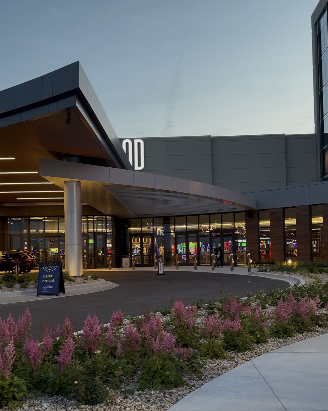 Hollywood Casino and Hotel Aurora — photo 3