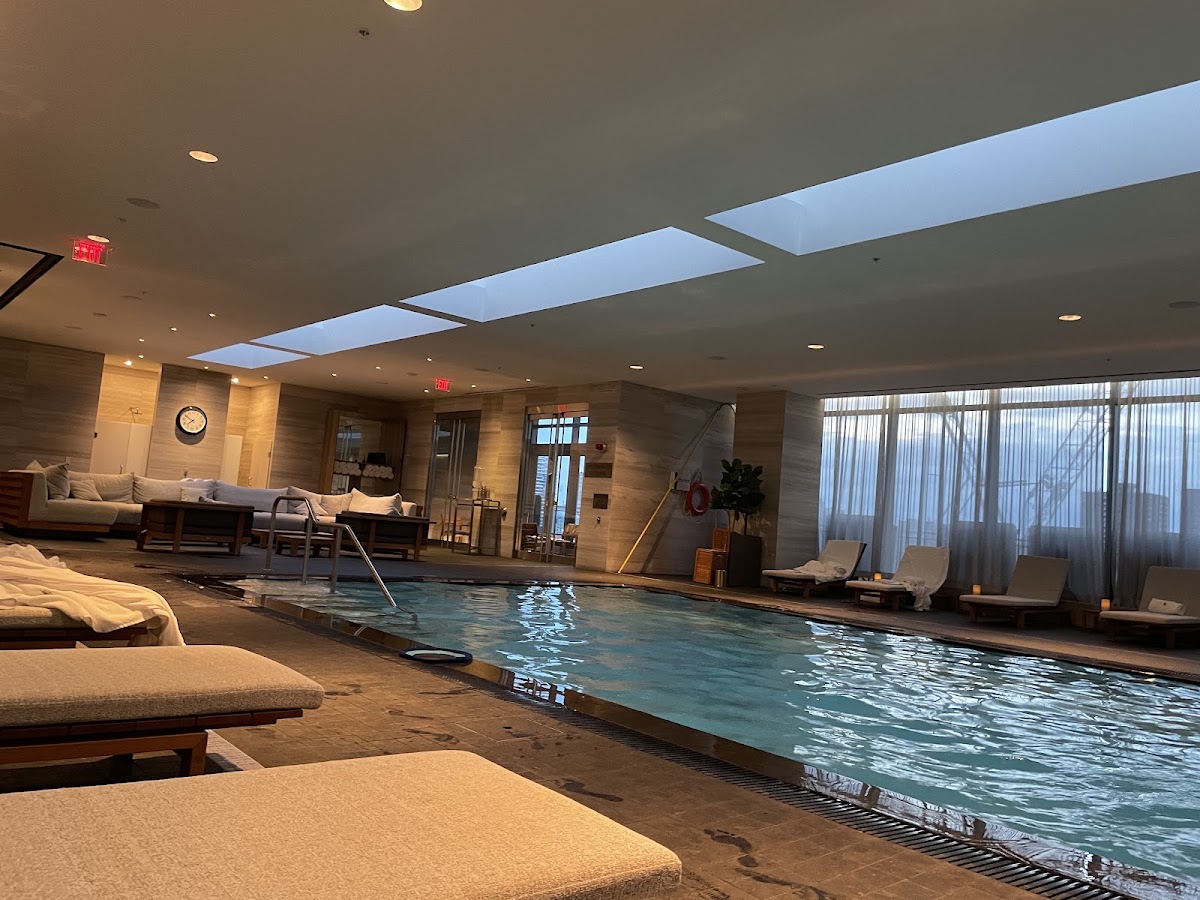 Four Seasons Hotel Toronto — photo 4