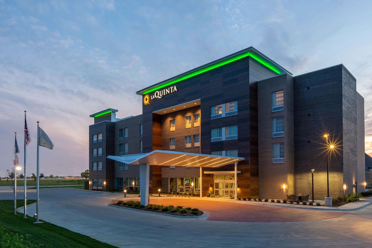 La Quinta by Wyndham Altoona Des Moines — photo 1