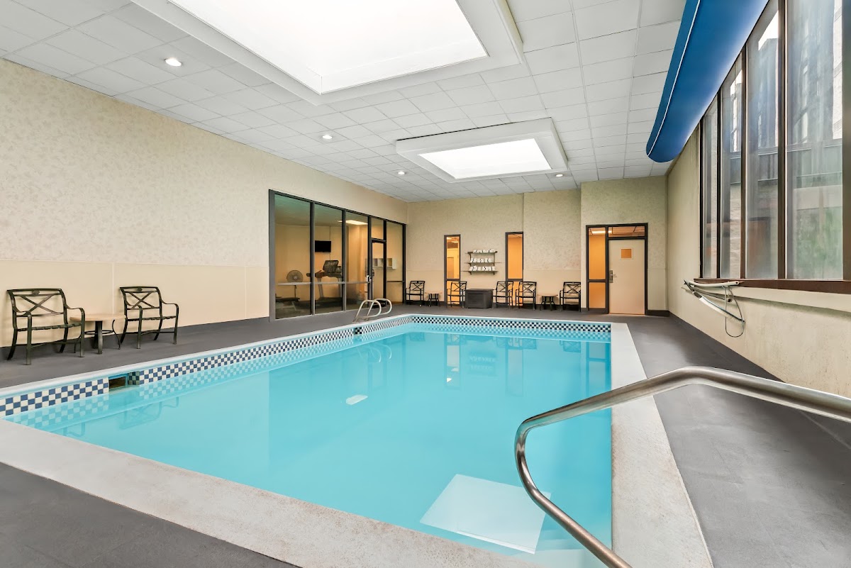 Red Lion Hotel & Conference Center Cheyenne — photo 4