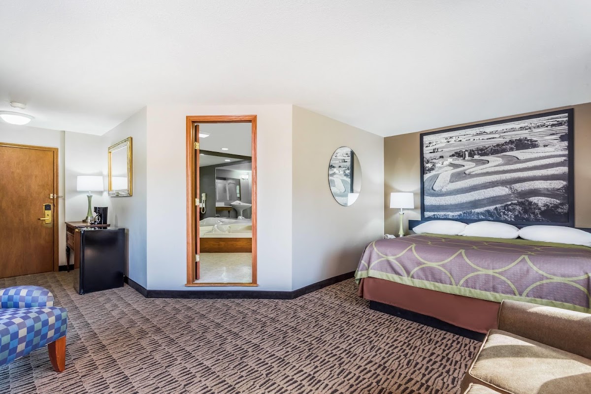 Super 8 by Wyndham Platteville — photo 3