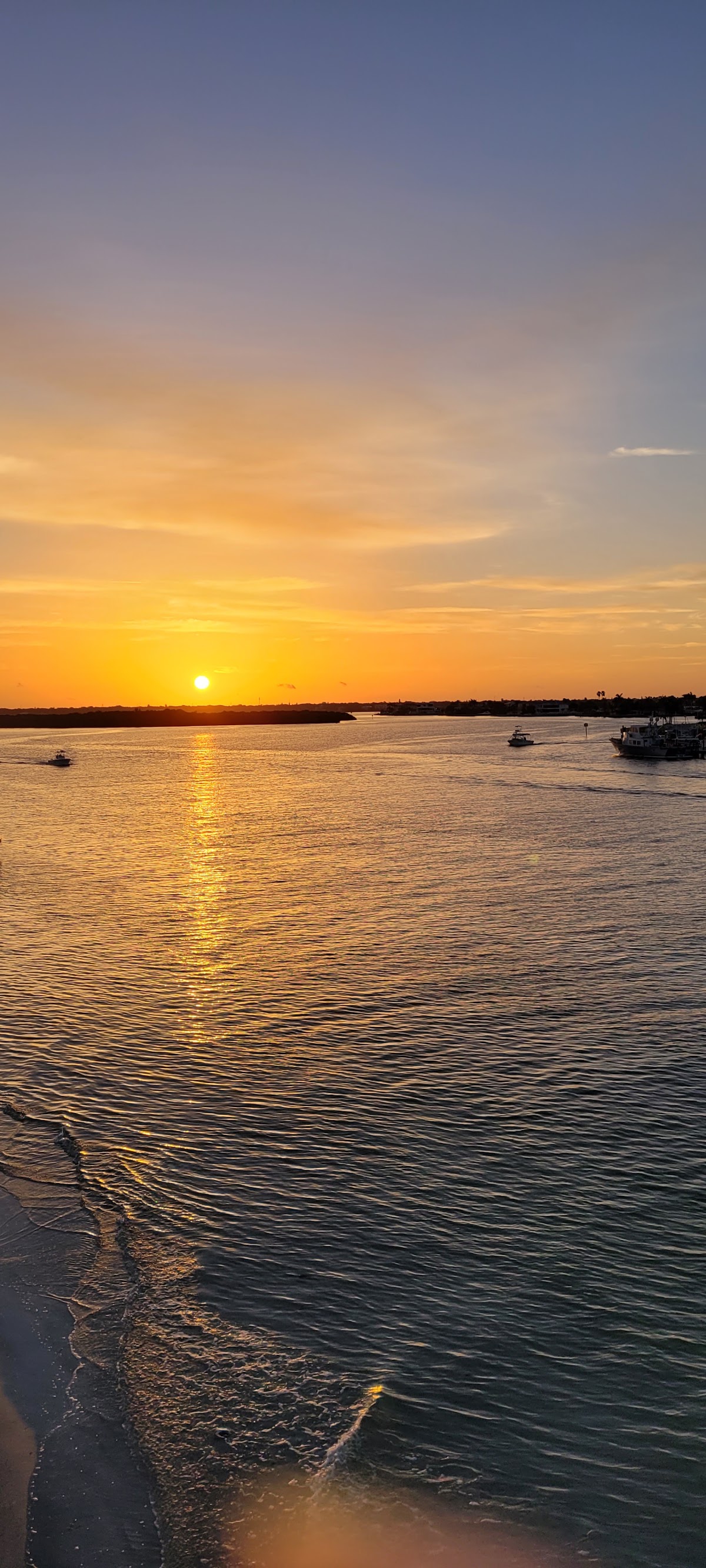 Hubbard's Marina — photo 3
