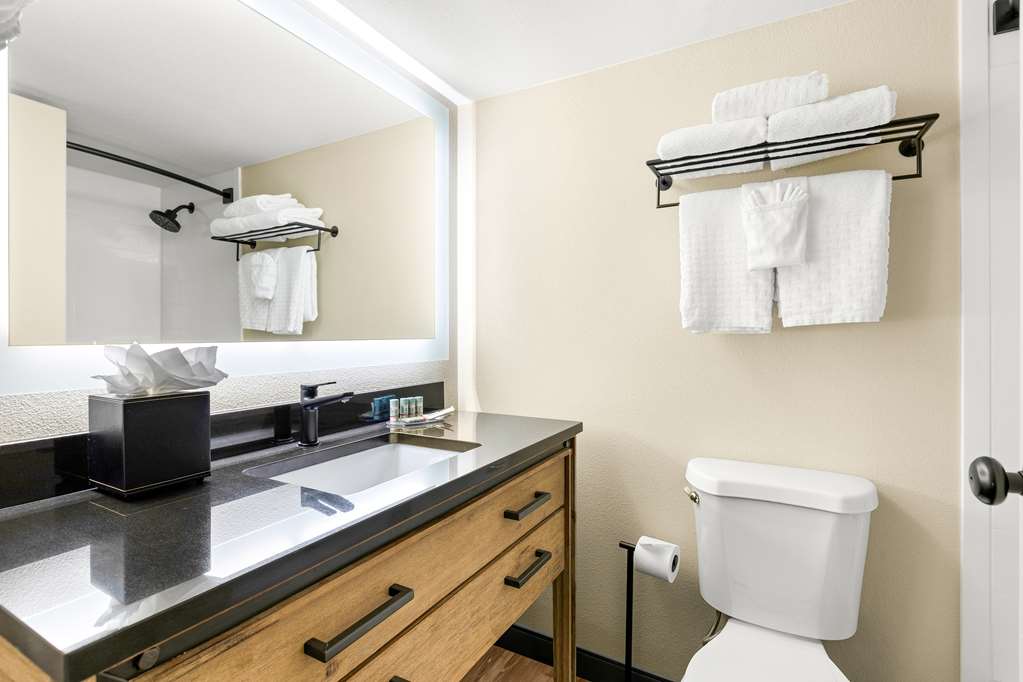 Best Western Downtown Casper Hotel — photo 5