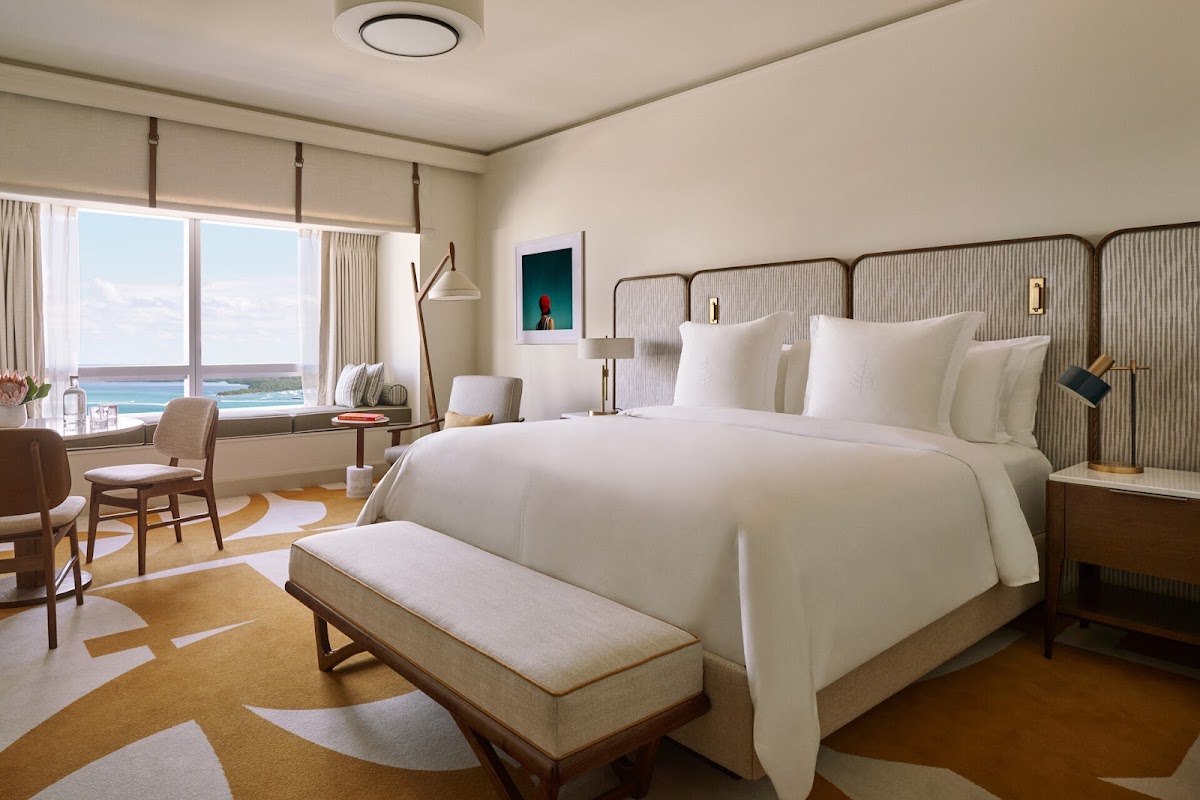 Four Seasons Hotel Miami — photo 3