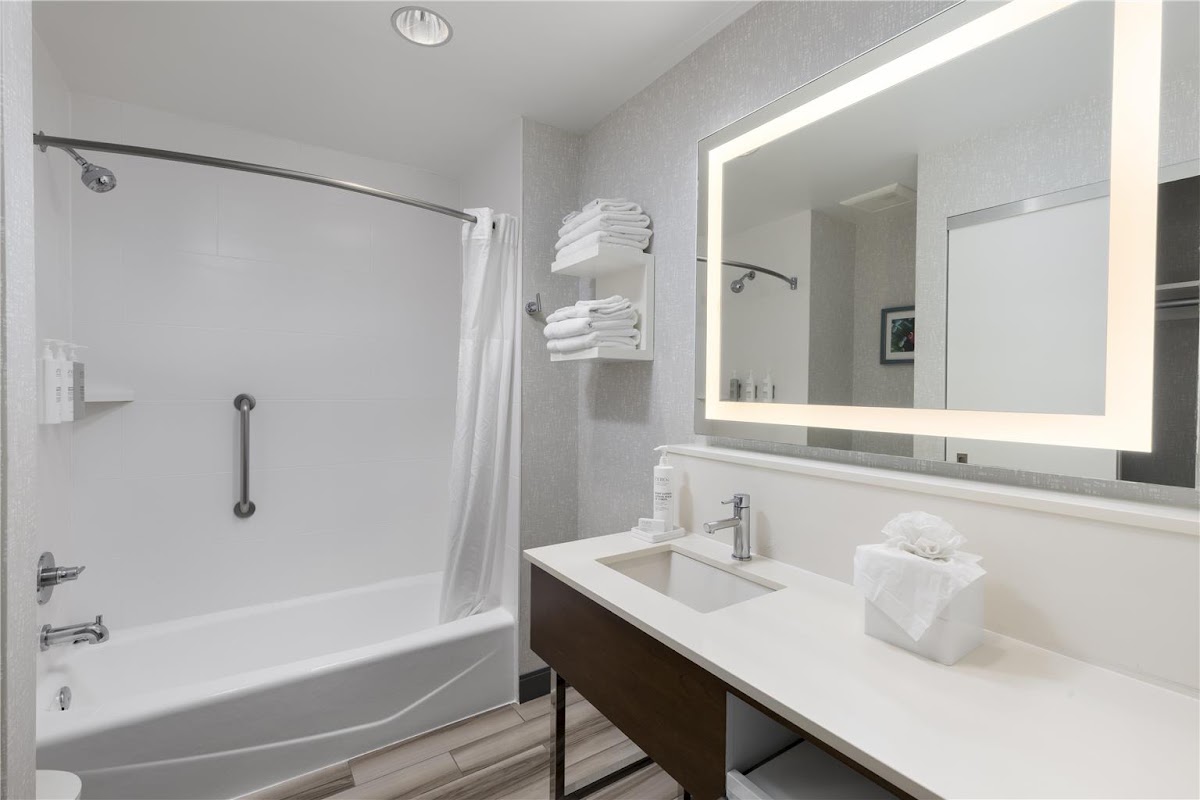 Hampton Inn Cardiff Beach Encinitas, CA — photo 5