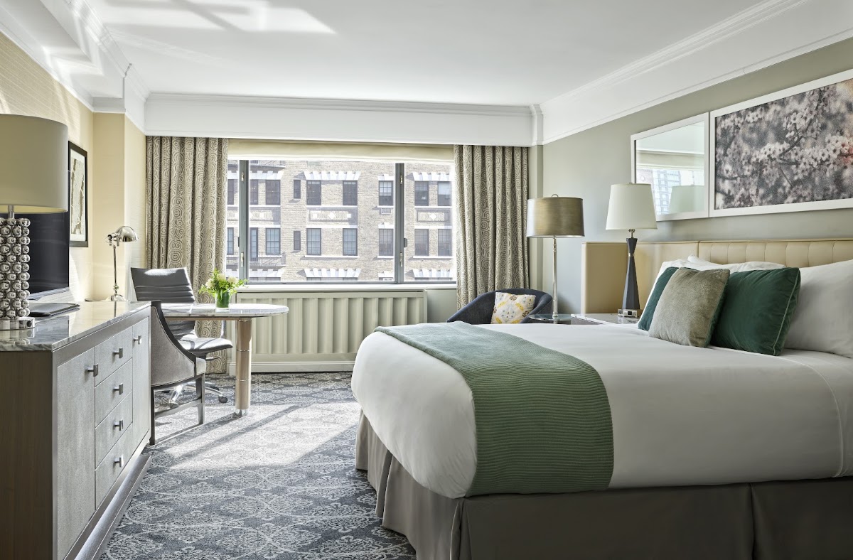 Loews Regency New York — photo 3