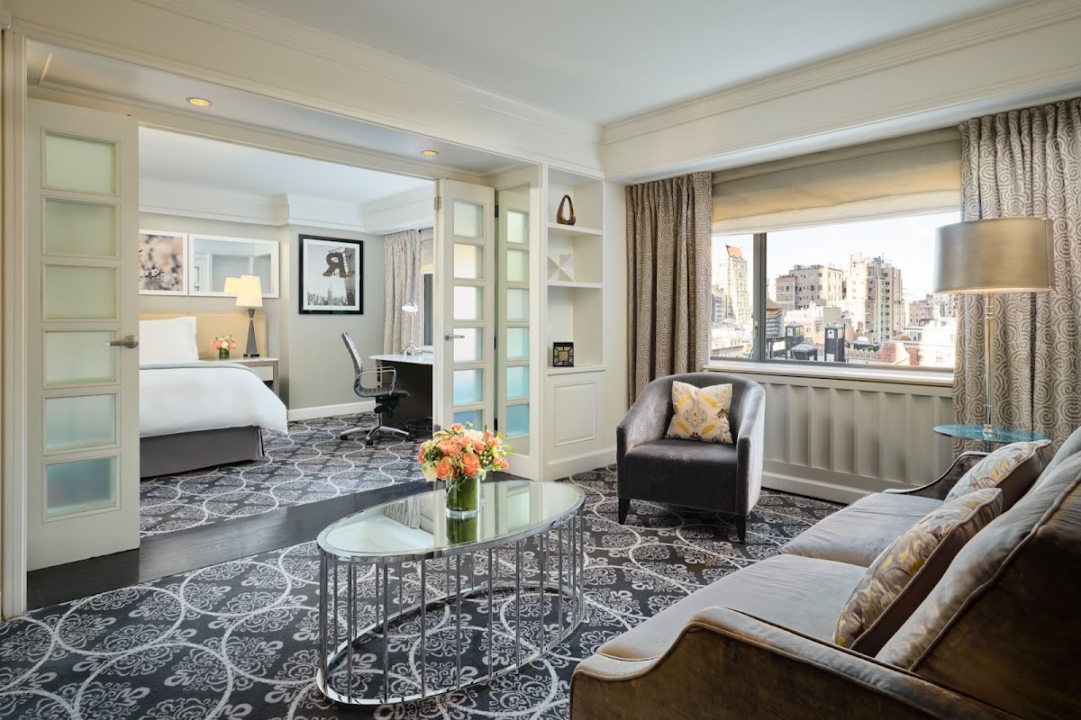 Loews Regency New York — photo 5