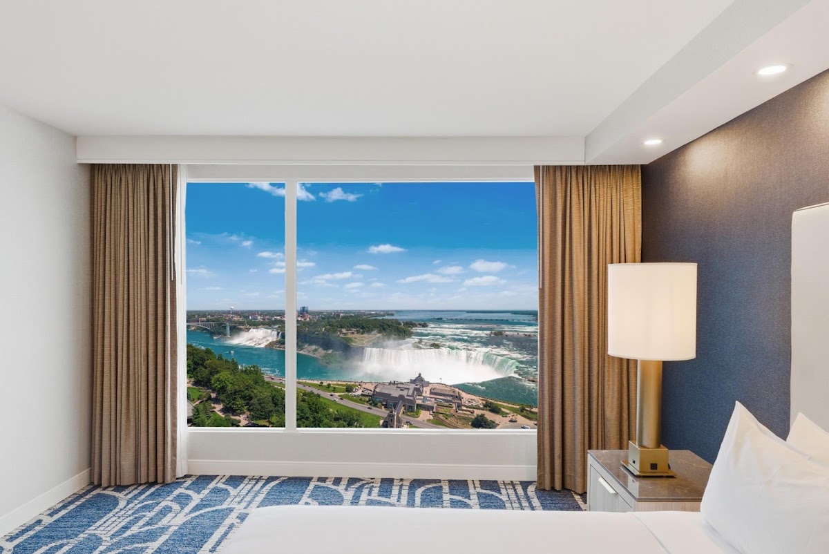 Hyatt Regency Niagara Falls Fallsview — photo 3