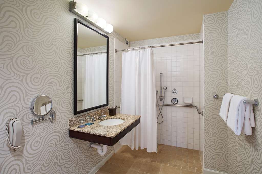 Juniper Hotel Cupertino, Curio Collection by Hilton — photo 5