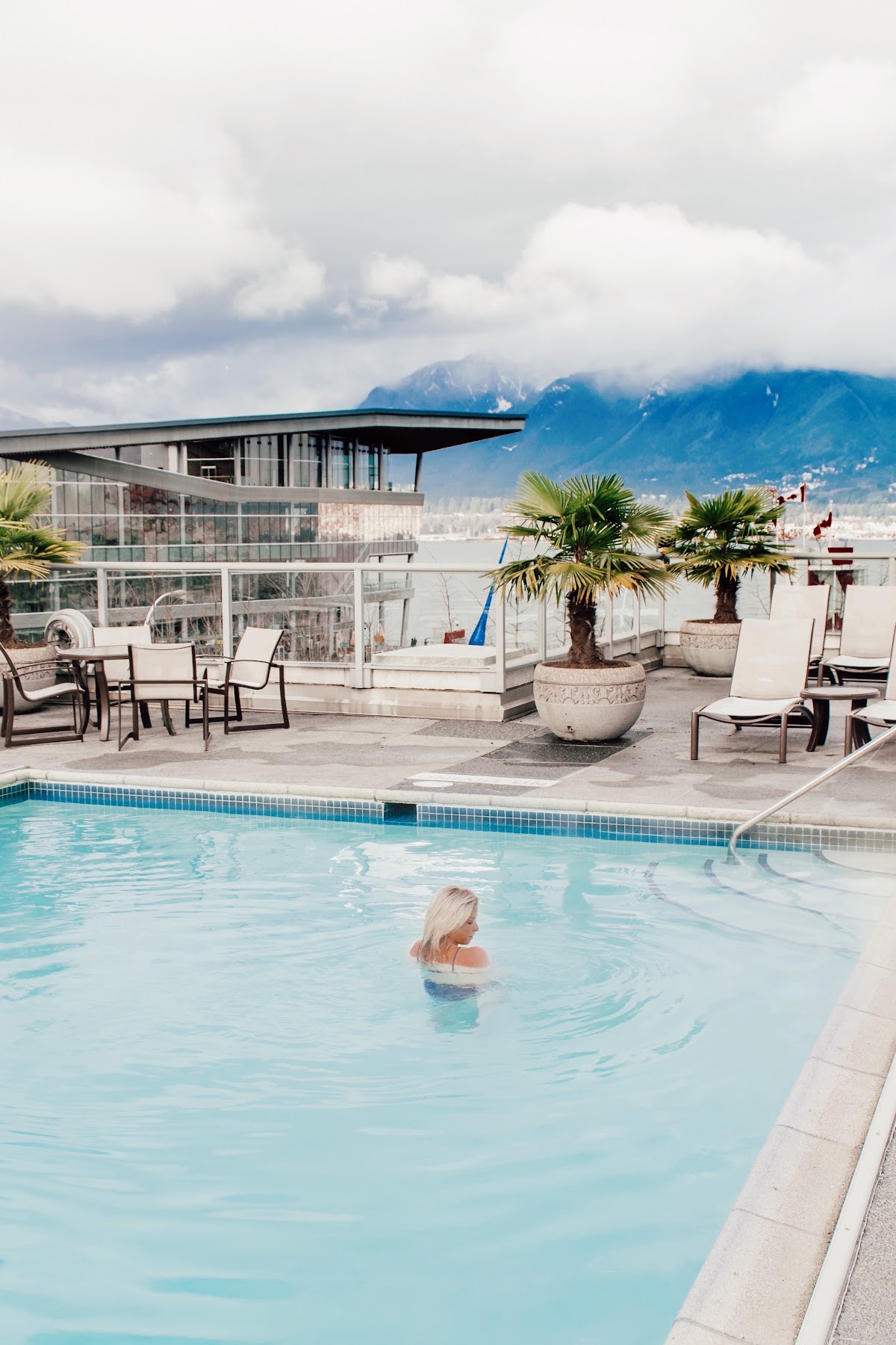 Fairmont Waterfront — photo 4