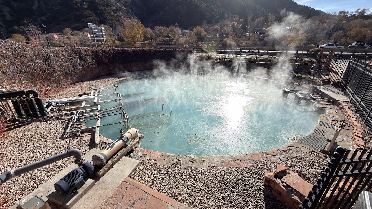 Hotel 1888 at Glenwood Hot Springs Resort — photo 4