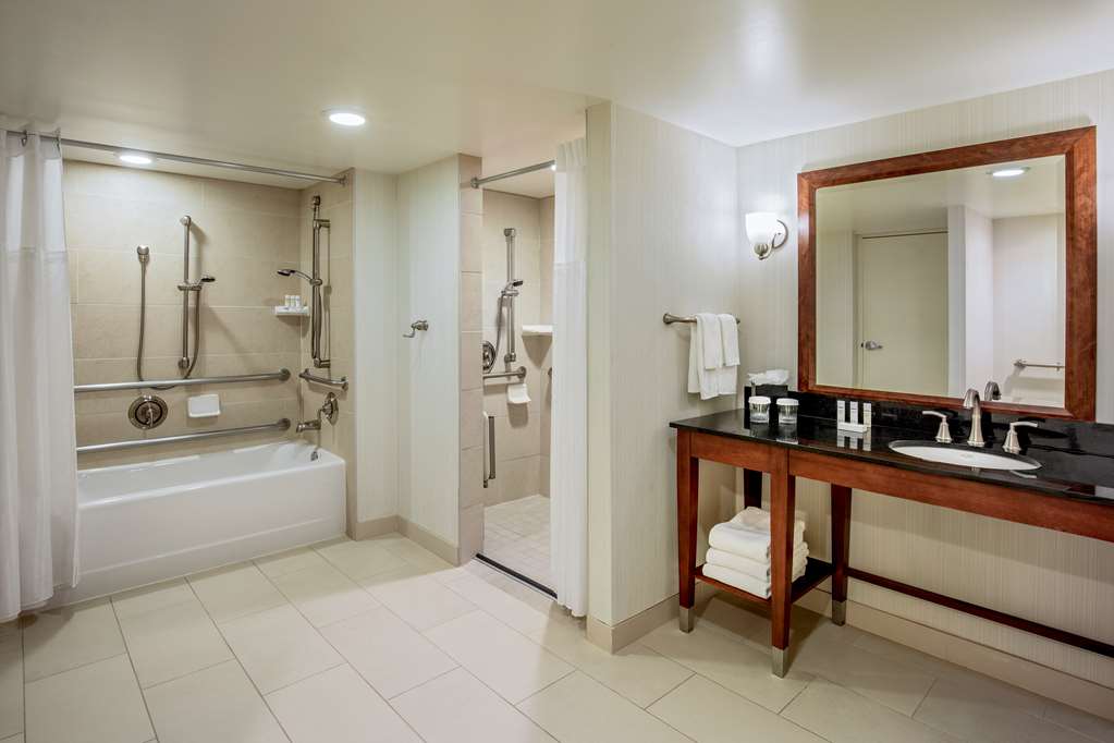 Embassy Suites by Hilton Boston Waltham — photo 5