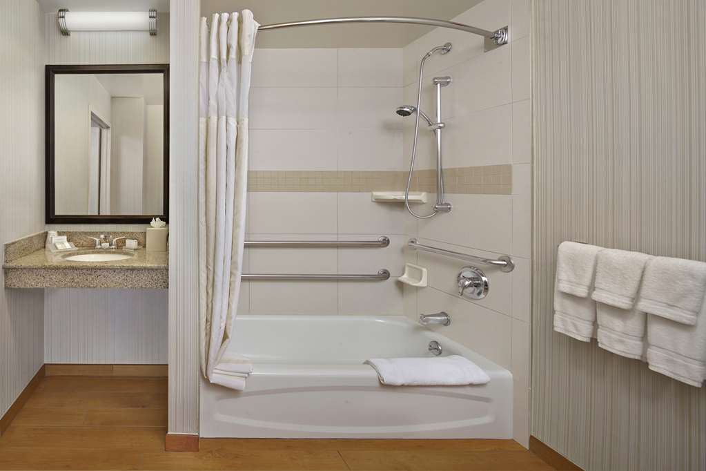 Hilton Garden Inn Danbury — photo 5