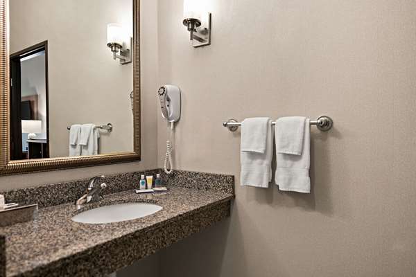 Comfort Suites Hudson I-94 — photo 5
