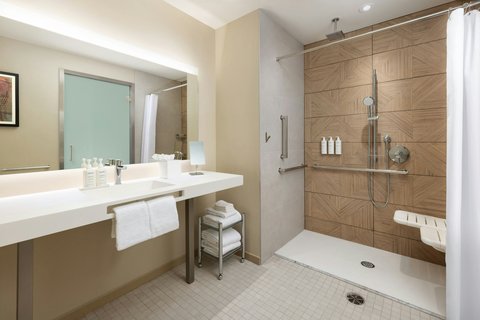 AC Hotel Honolulu — photo 4