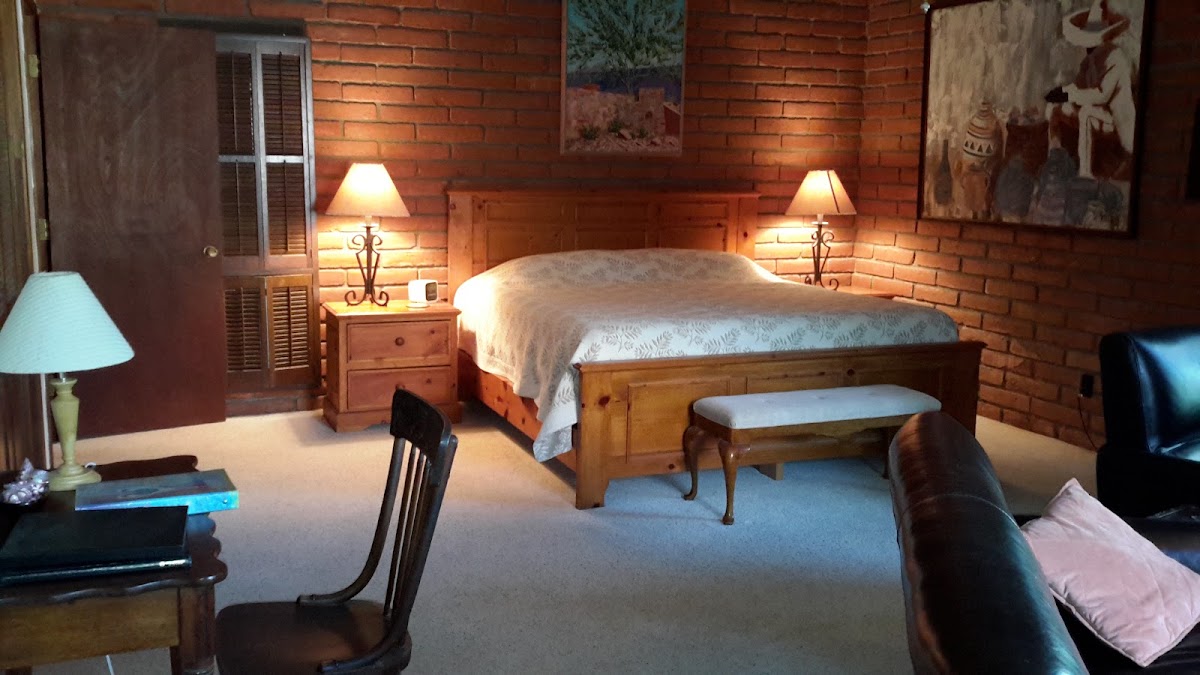 Desert Trails Bed & Breakfast — photo 3