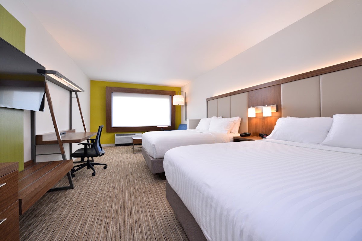 Holiday Inn Express & Suites Madison by IHG — photo 3