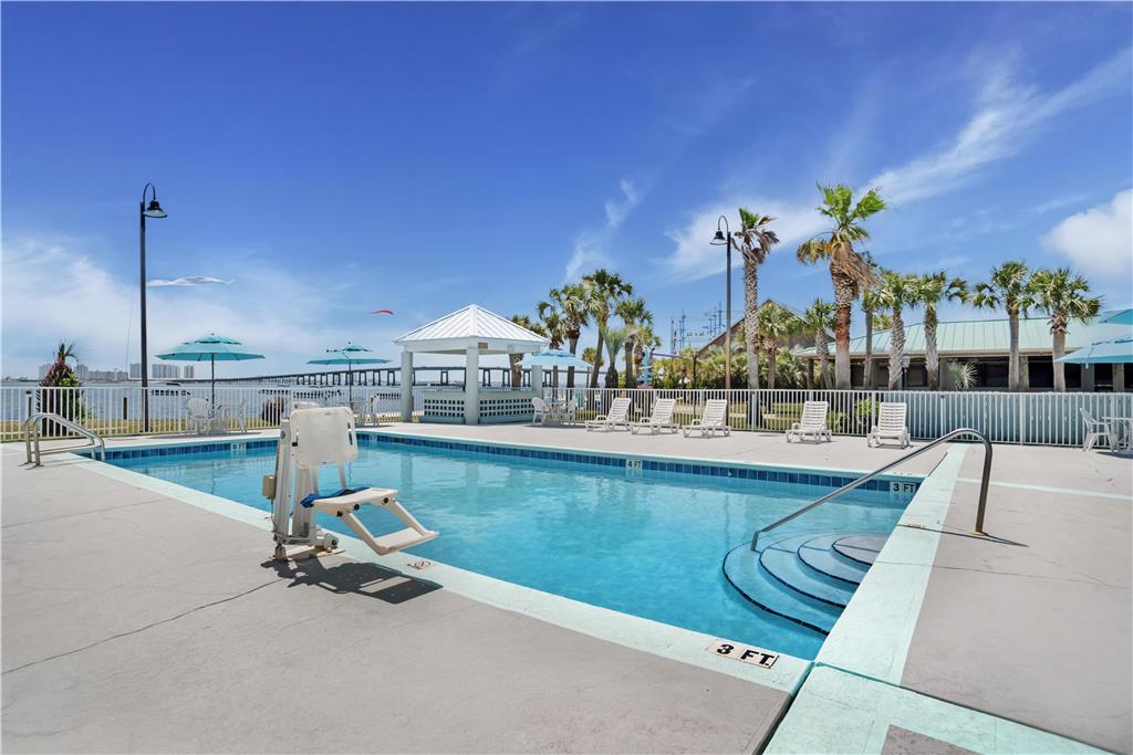 Best Western Navarre Waterfront — photo 4