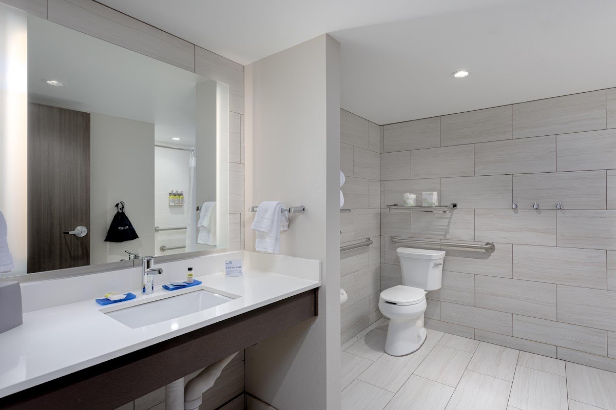 Holiday Inn Express Pensacola Beach by IHG — photo 5