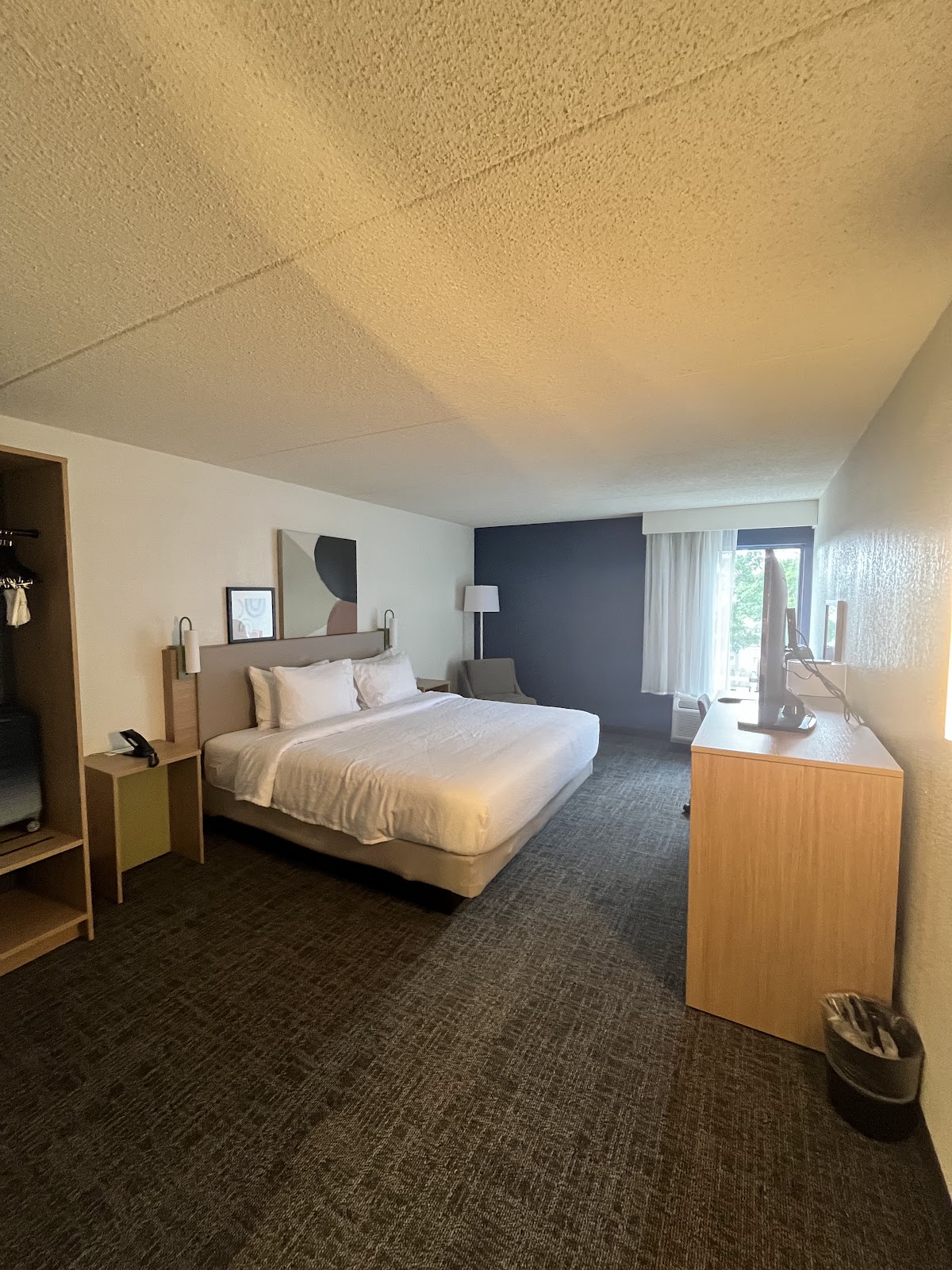 Spark by Hilton Charlotte Airport North — photo 3