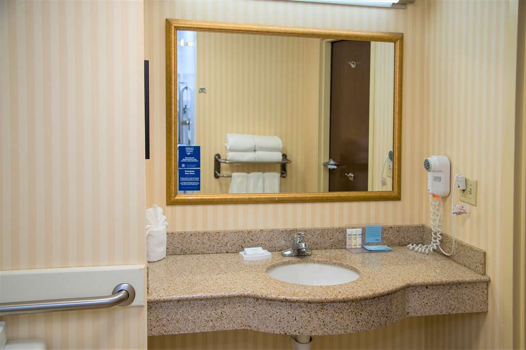 Hampton Inn Lewisburg — photo 5