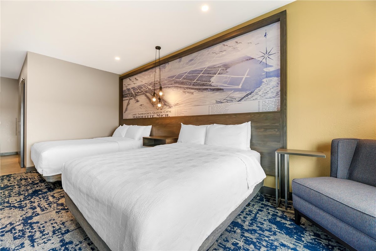 Best Western Plus Marquette Hotel & Suites — photo 3