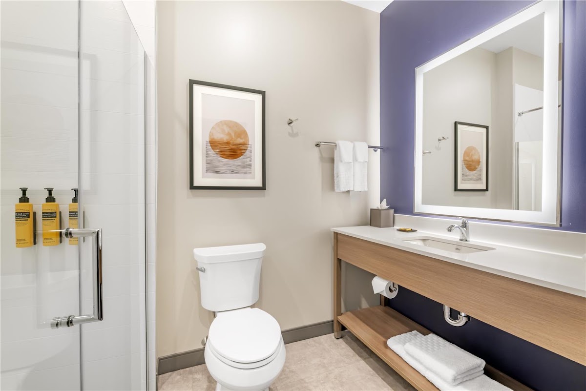 Best Western Plus Marquette Hotel & Suites — photo 5