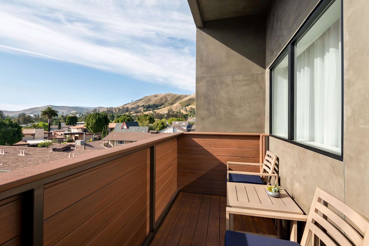 La Quinta Inn & Suites by Wyndham San Luis Obispo Downtown