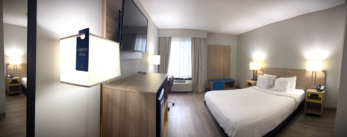 Days Inn by Wyndham Fargo — photo 3