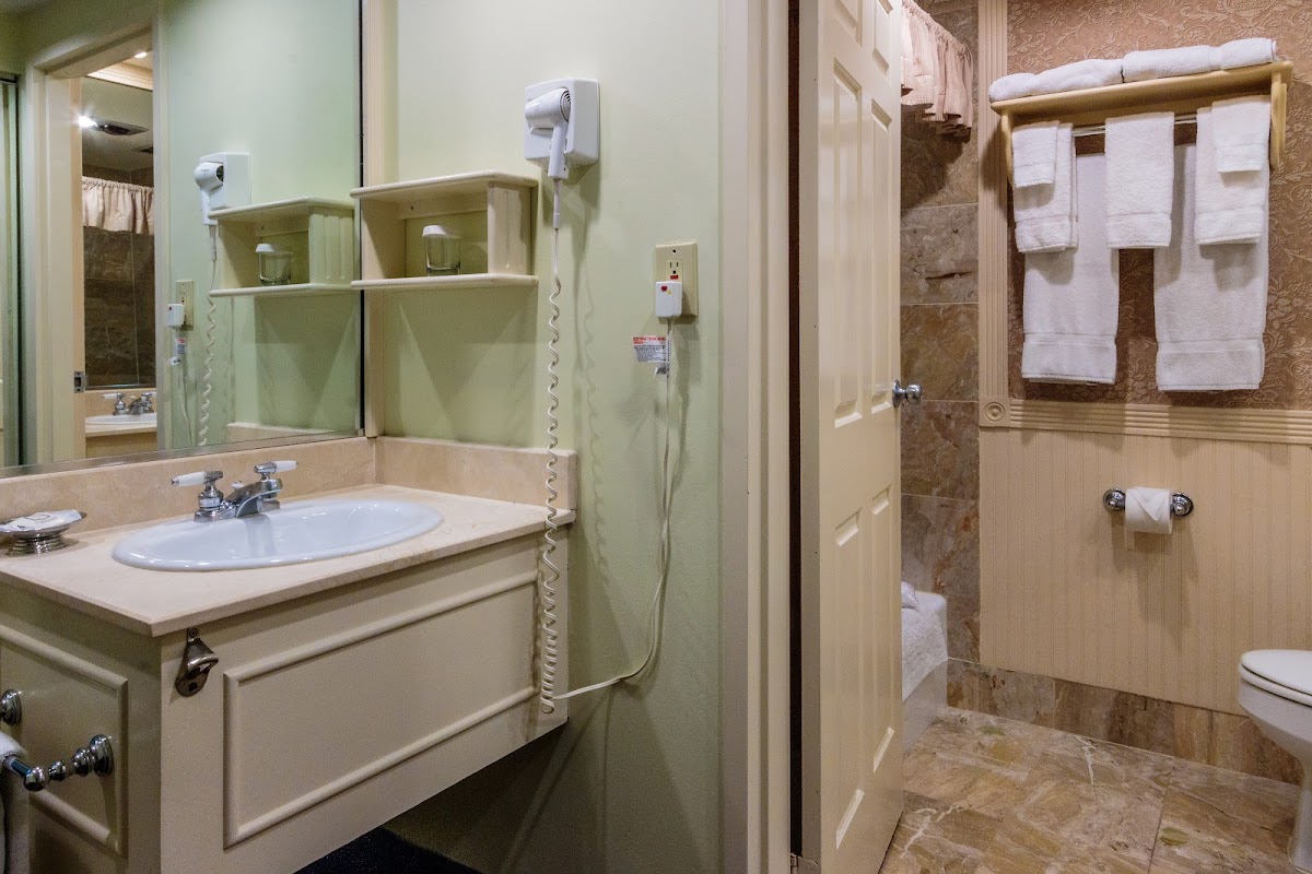 Olde Mill Inn — photo 4