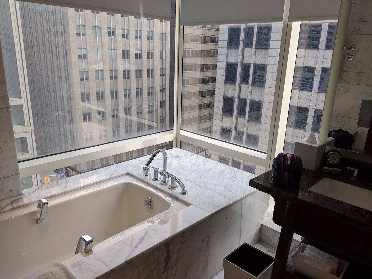 Shangri-La Toronto — photo 5