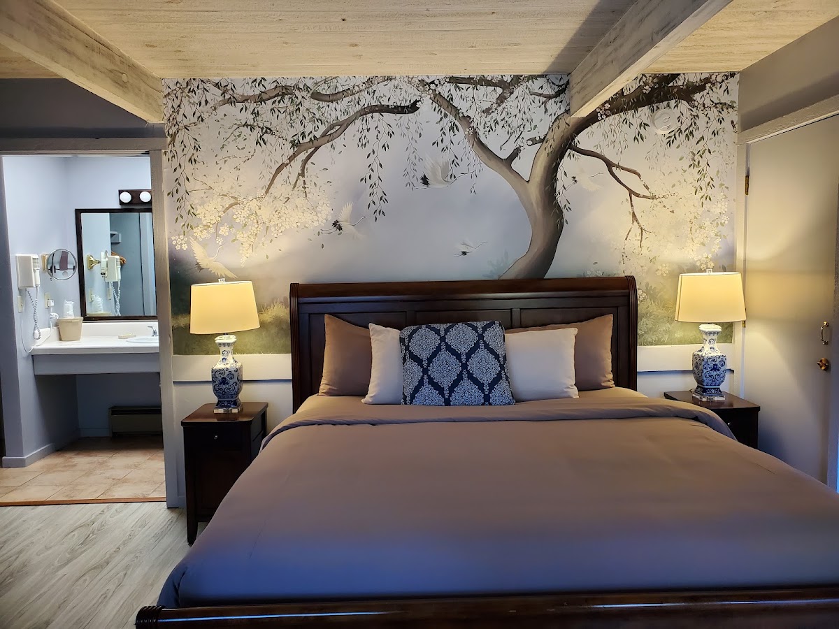 Carmel Valley Lodge — photo 3