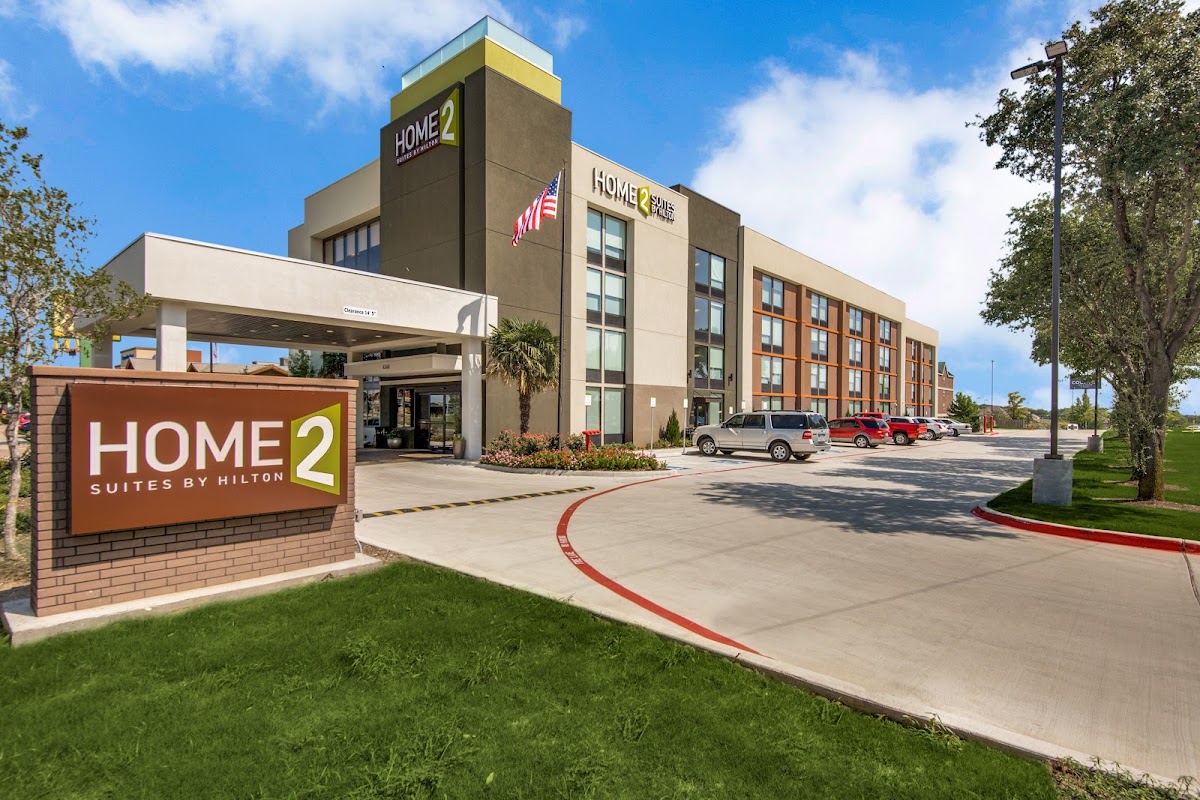 Home2 Suites by Hilton DFW Airport South Irving — photo 1