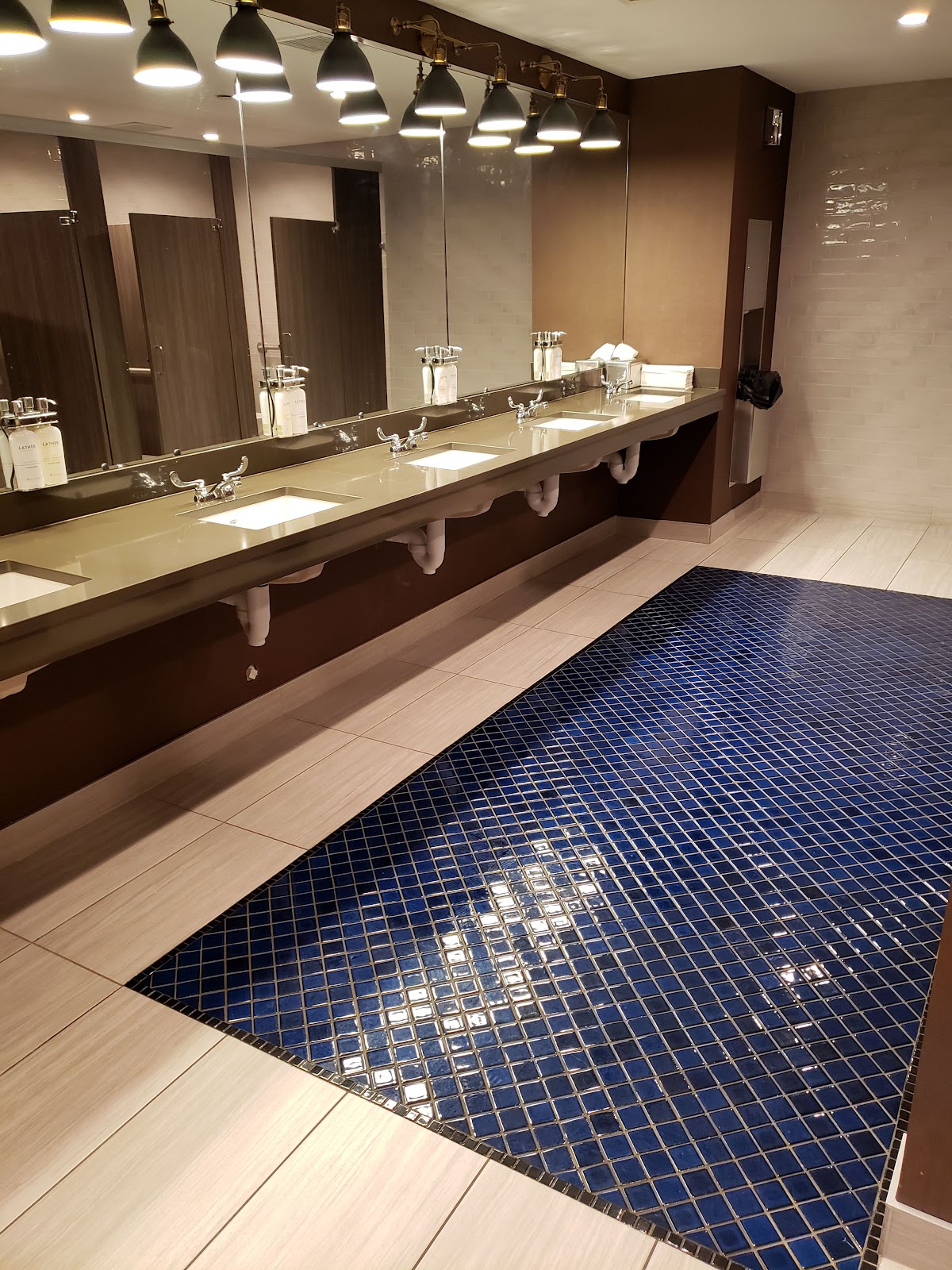 Joinery Hotel Pittsburgh, Curio Collection by Hilton — photo 4